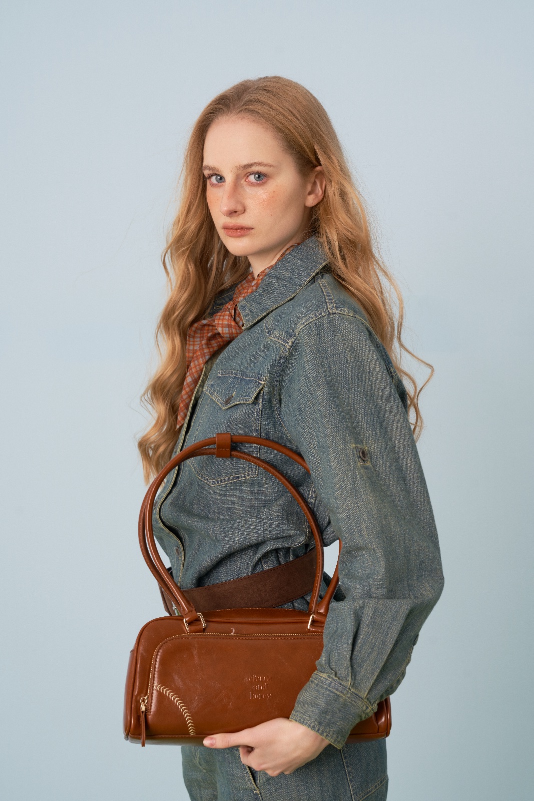 Dari — Revue Management model, photo 5